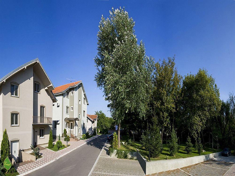 Villa Forest Belgrado Exterior foto