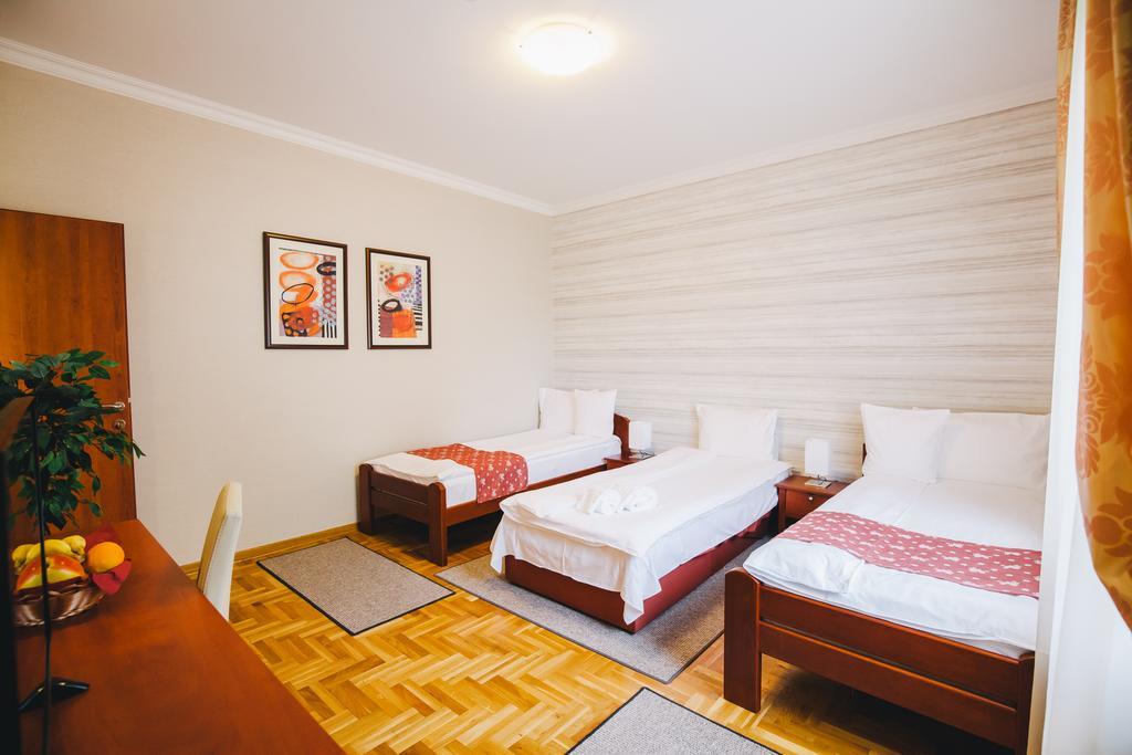 Villa Forest Belgrado Exterior foto